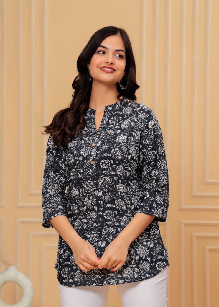 Black Cotton Texo Tunic Top